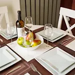 El Mar Pool&spa Mamaia Nord *