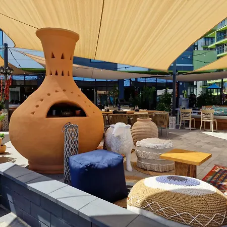 Apartment El Mar Studio Beach Pool & Spa Mamaia Nord *