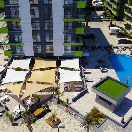 El Mar Pool & Mamaia Nord Lägenhet *
